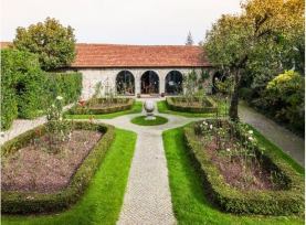 Port Wine cellars: gardens at visitors' centre